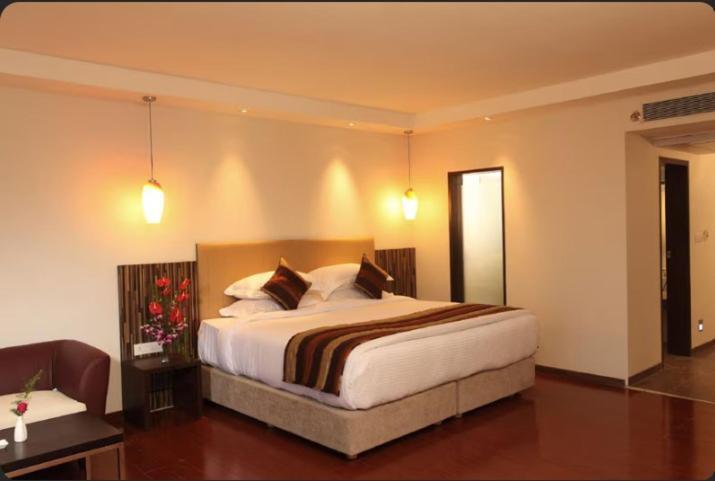The Altruist Business Hotel Kharadi Pune Eksteriør billede