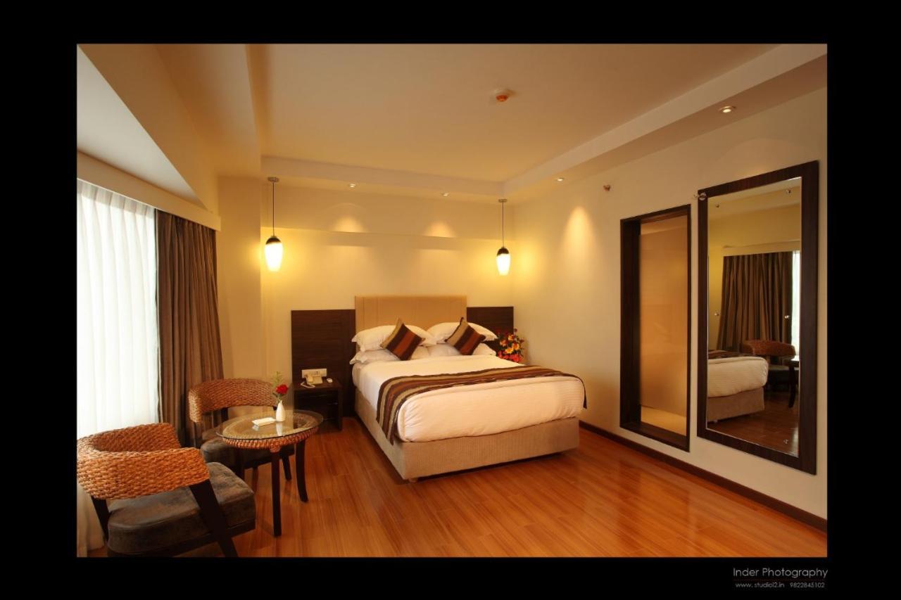 The Altruist Business Hotel Kharadi Pune Eksteriør billede