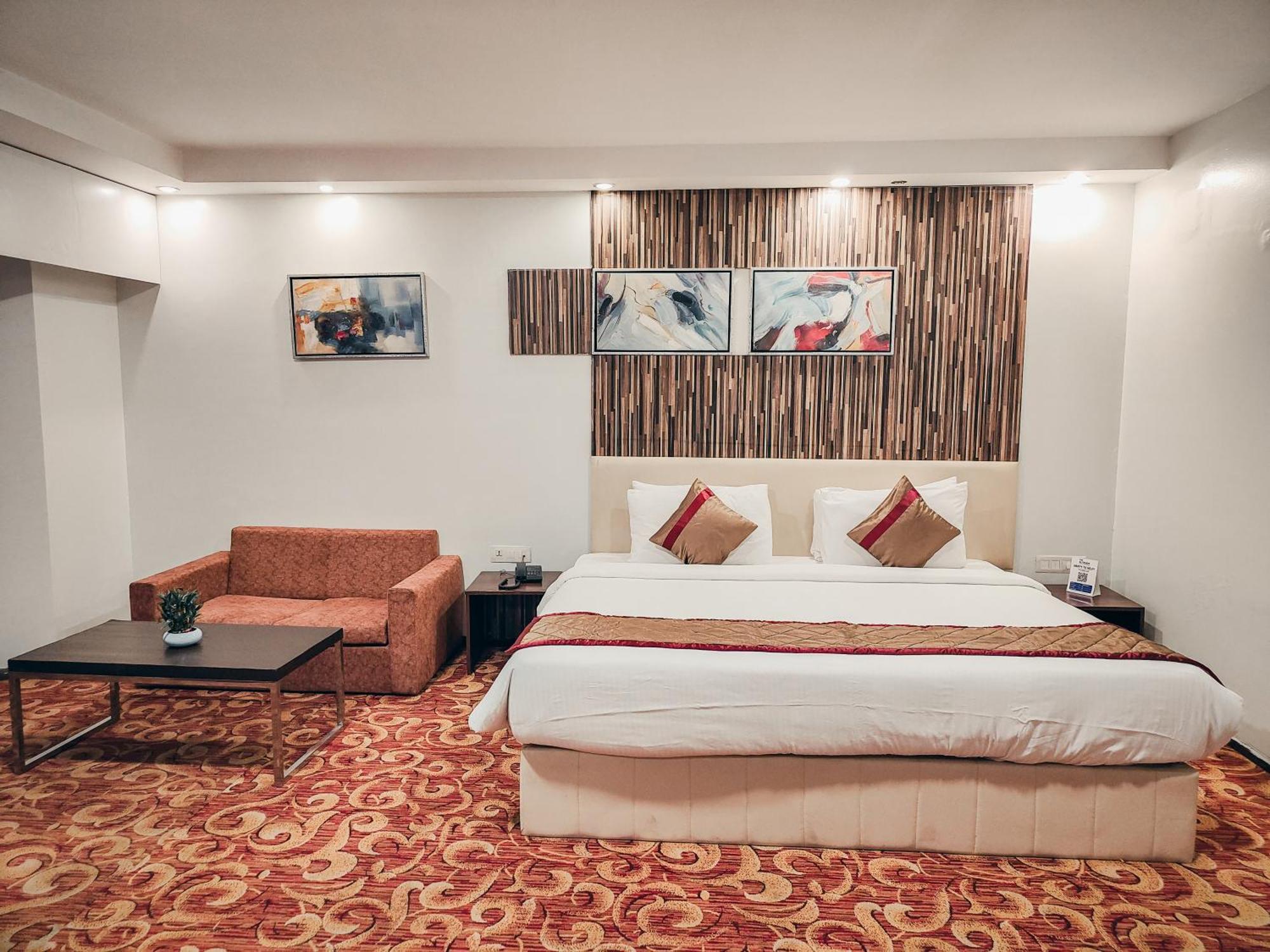 The Altruist Business Hotel Kharadi Pune Eksteriør billede