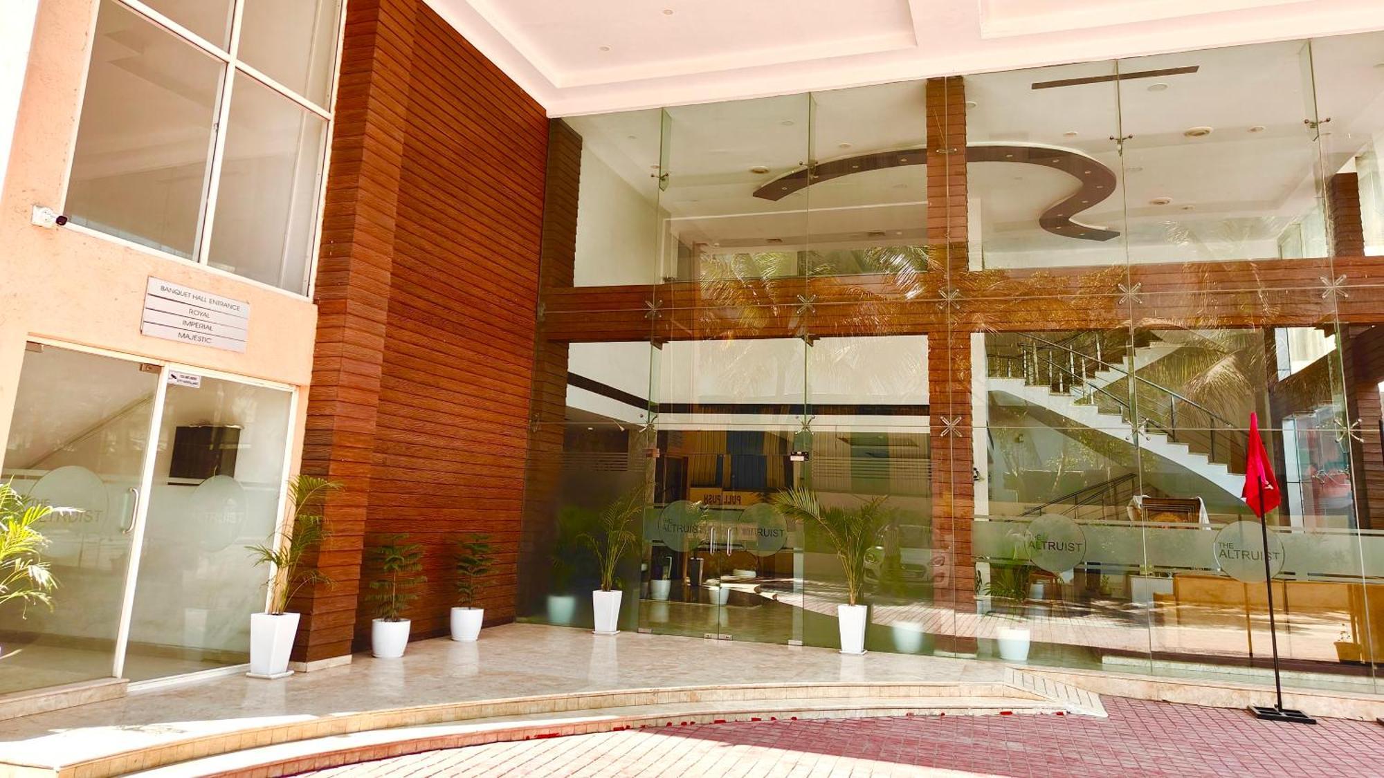 The Altruist Business Hotel Kharadi Pune Eksteriør billede