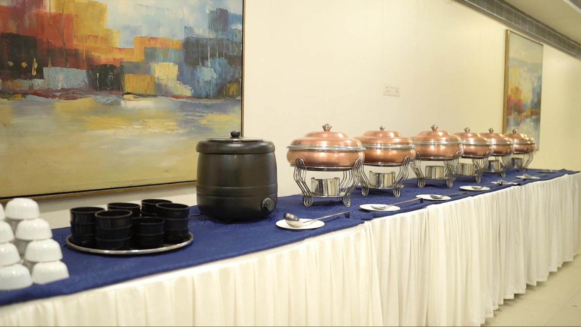 The Altruist Business Hotel Kharadi Pune Eksteriør billede